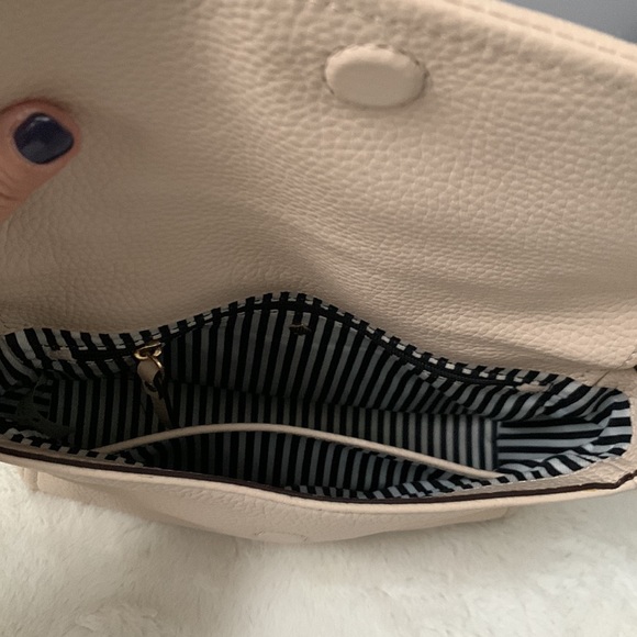 Kate Spade cross body - Picture 9 of 16